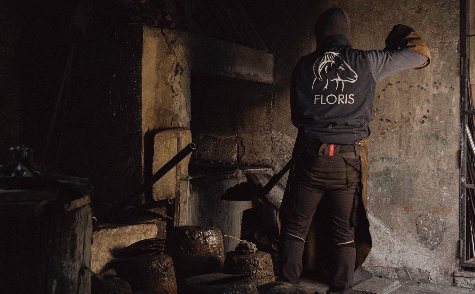 Bottega della famiglia Floris a Tonara