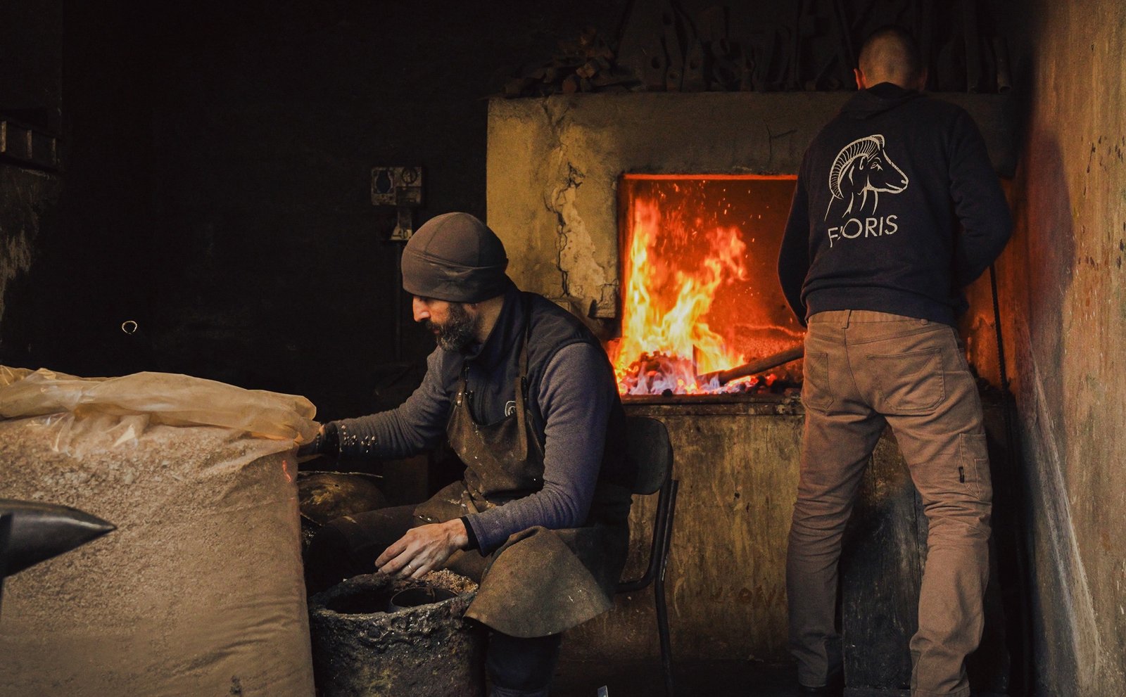 Campanacci Floris, lavorazione artigianale a Tonara